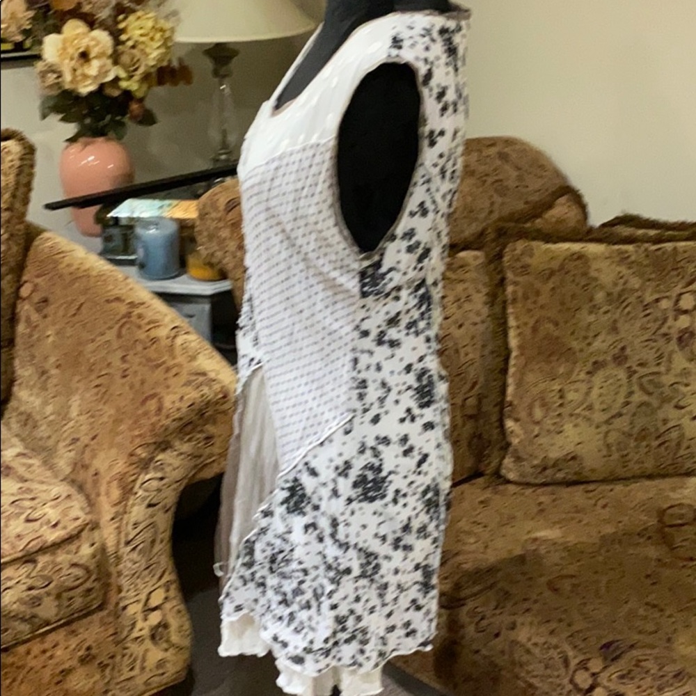 Dress/top - Picture 2 of 4